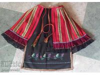 Woolen fabric and authentic apron