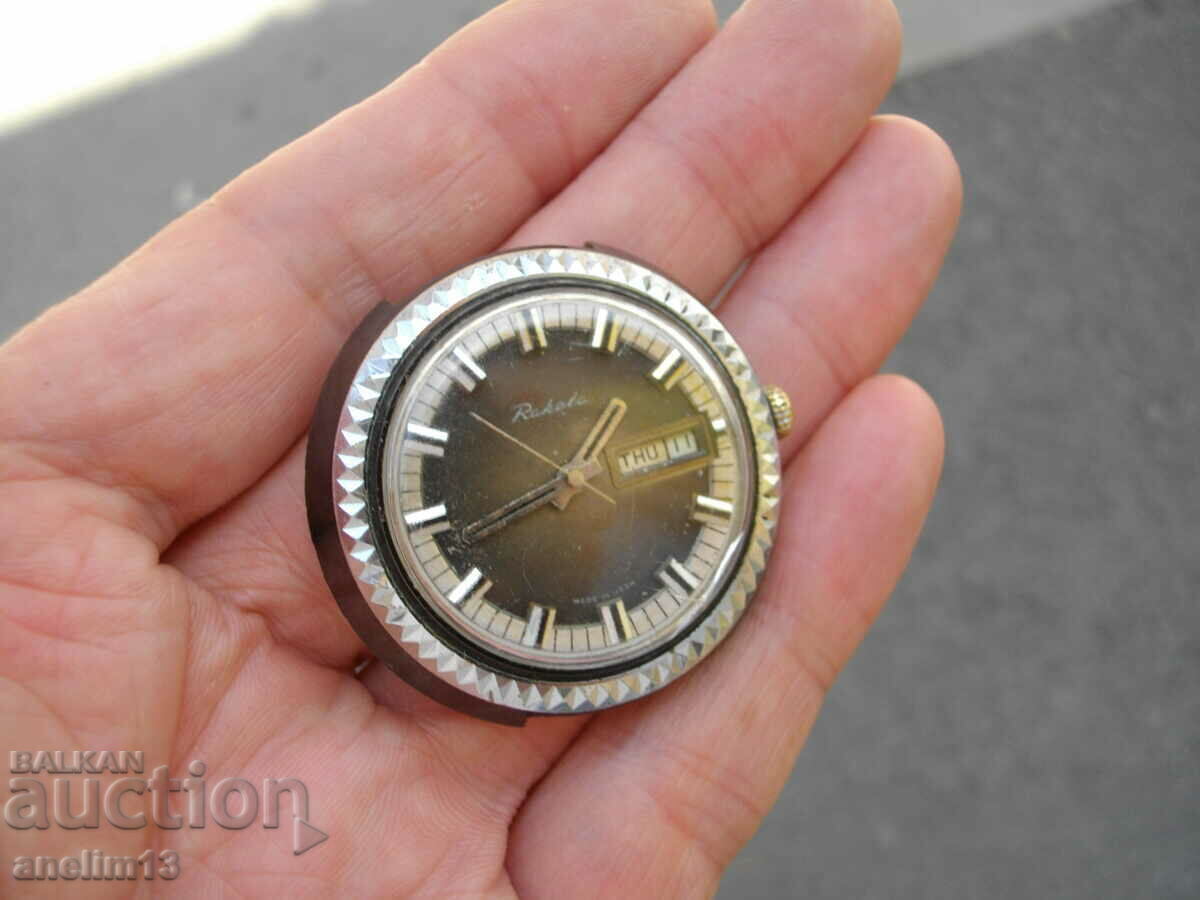 Δημοπρασία ΣΥΛΛΕΚΤΙΚΟ ΡΟΛΟΙ RAKETA CHEBURASHKA RAKETA