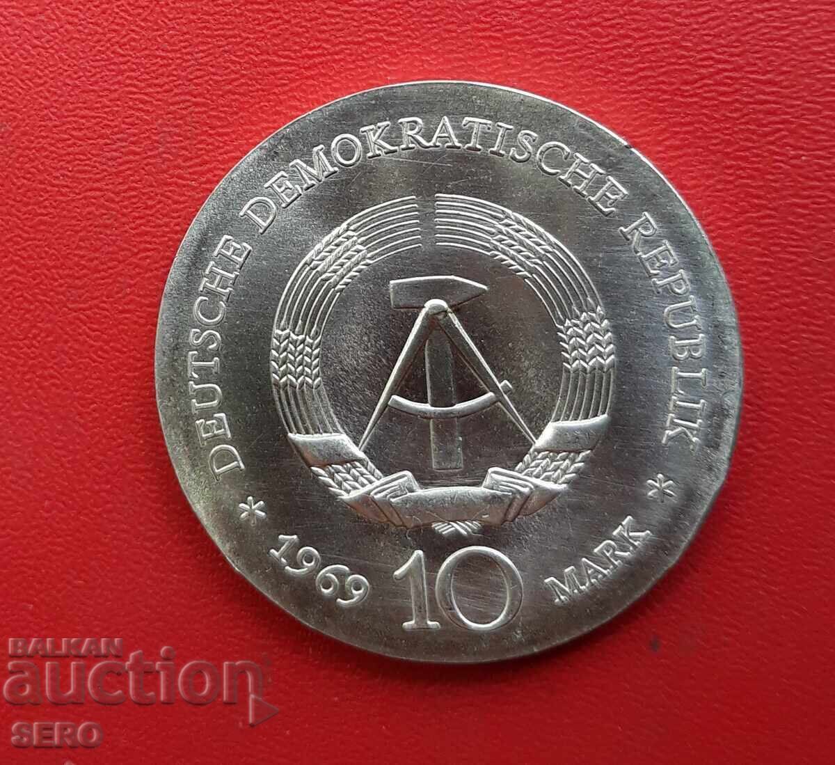 Delivery of Germany - GDR - 10 Mark 1969 - Extremely well preserved and rare Delivery of Germany - GDR - 10 Mark 1969 - Extremely well preserved and rare