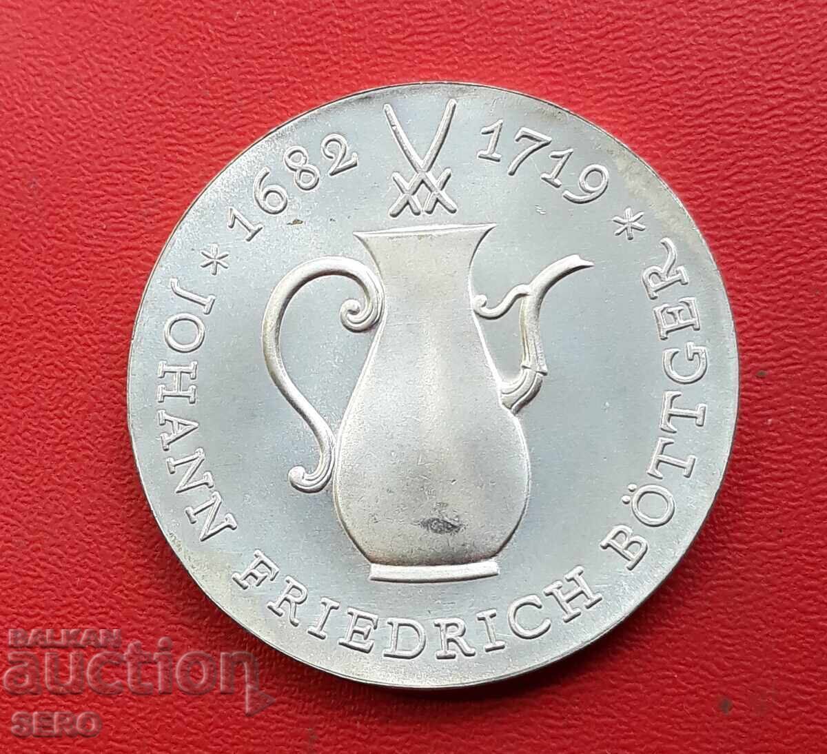 Germany - GDR - 10 Mark 1969 - Extremely well preserved and rare Germany - GDR - 10 Mark 1969 - Extremely well preserved and rare