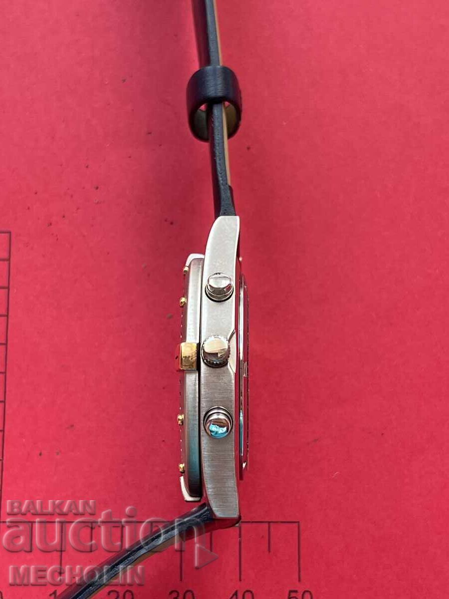 WATCH Japanese mechanism tachometer with price 40.00 BGN | € 20.45