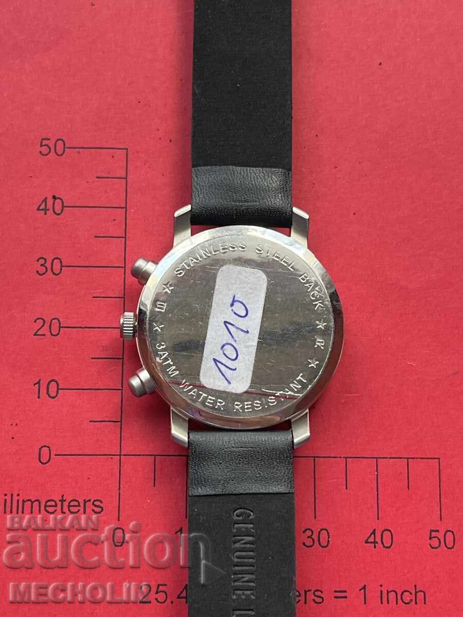 Delivery of WATCH Japanese movement Continental chronograph