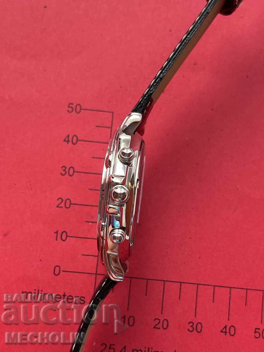 WATCH Japanese mechanism tachometer with price 40.00 BGN | € 20.45