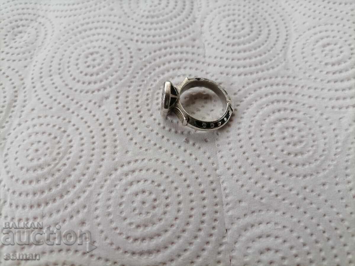 Auction Old silver signet ring Auction Old silver signet ring