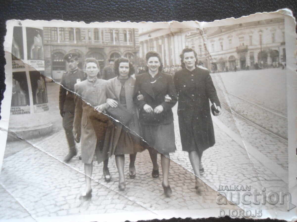 Стара снимка