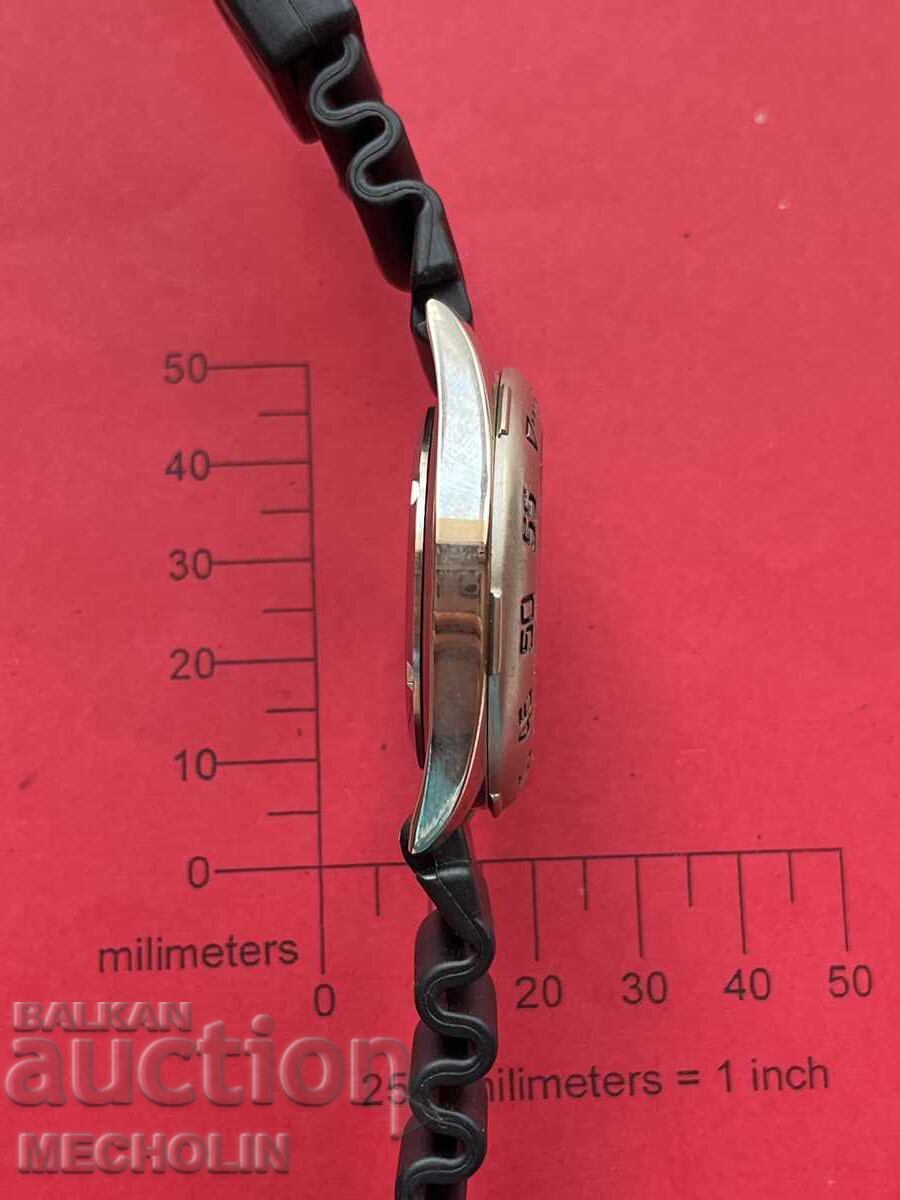 Auction  WATCH Japanese mechanism basketball style