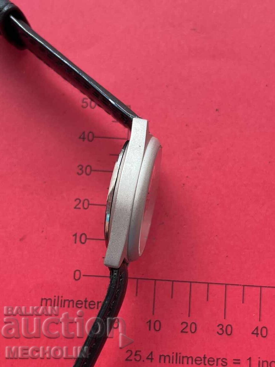 Auction  Polaire watch with Japanese movement and alarm