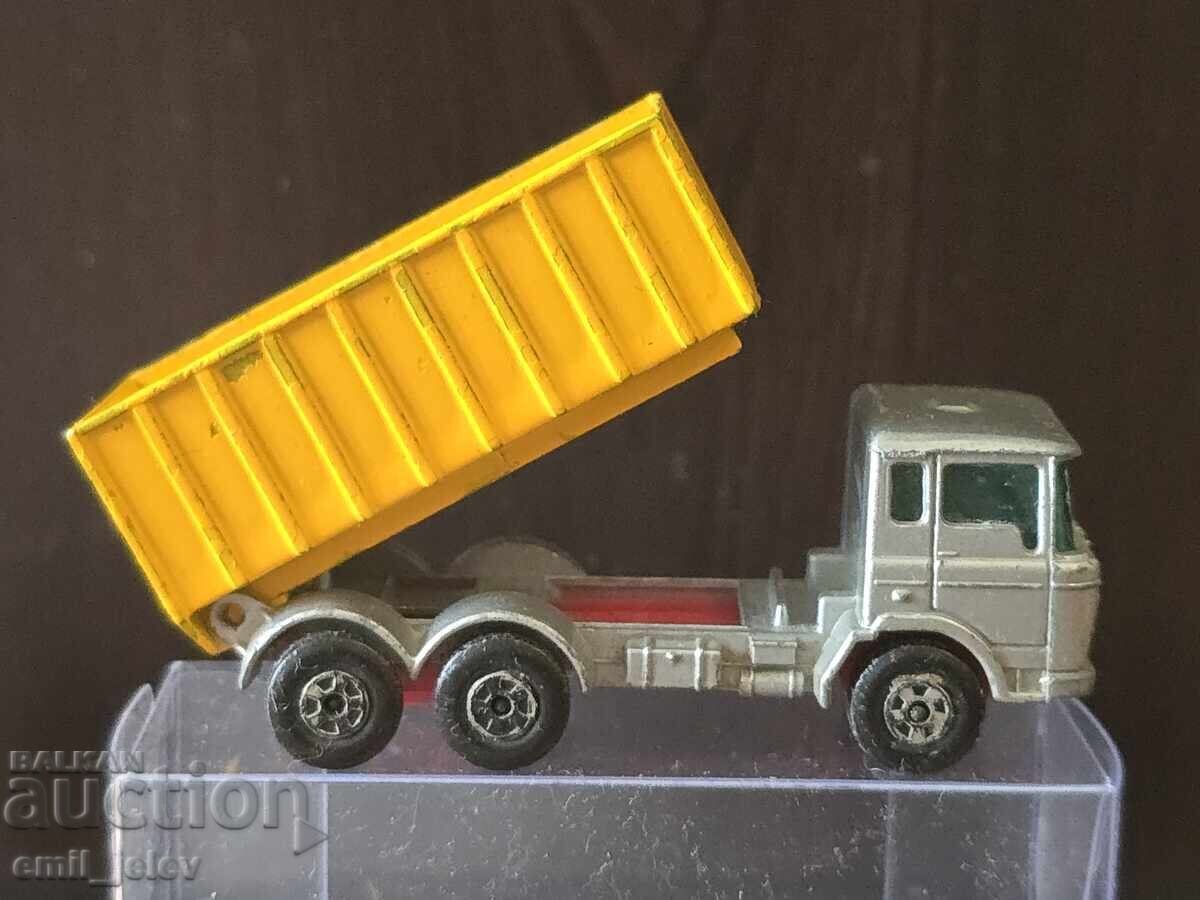 LESNEY MATCHBOX - 47A DAF Tipper 1970-1973 with price 4.99 BGN | € 2.55