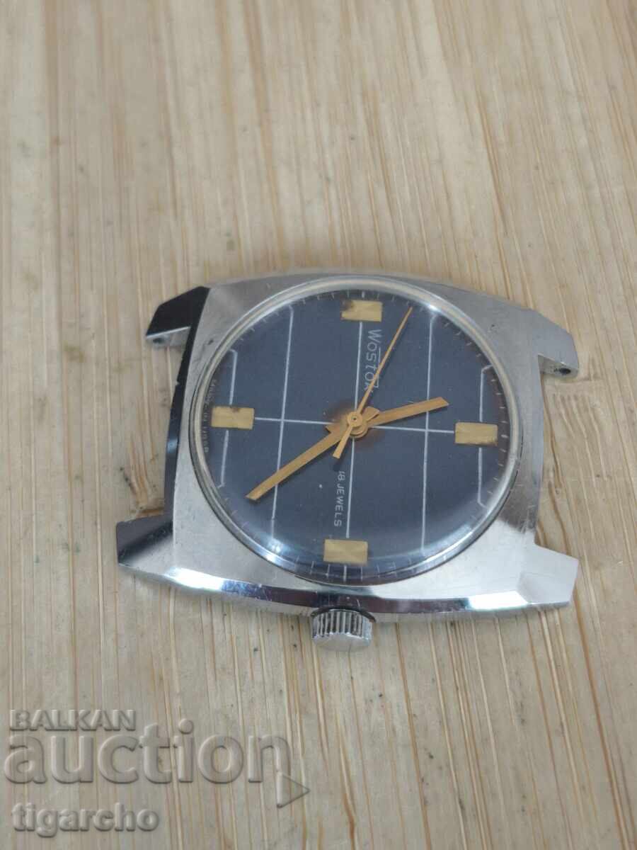 ceas Vostok cu preț 45.00 BGN | € 23.01
