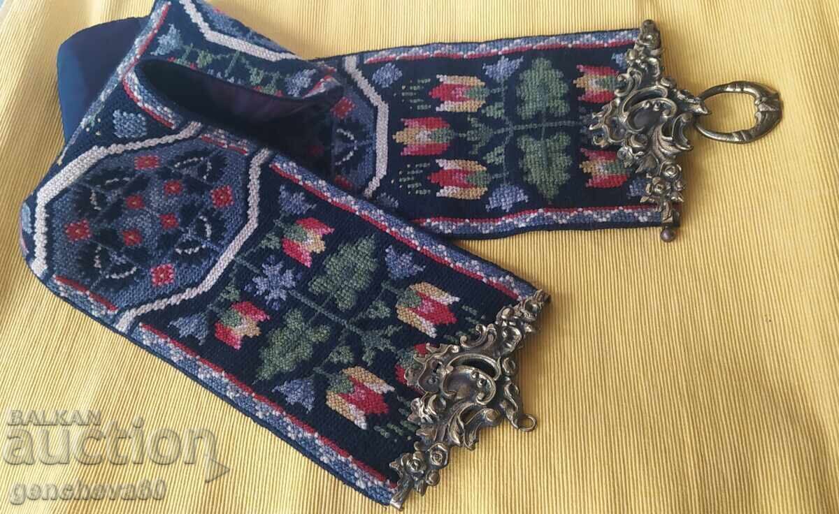 Vintage embroidered TAPESTRY for wall with brass handles - 5