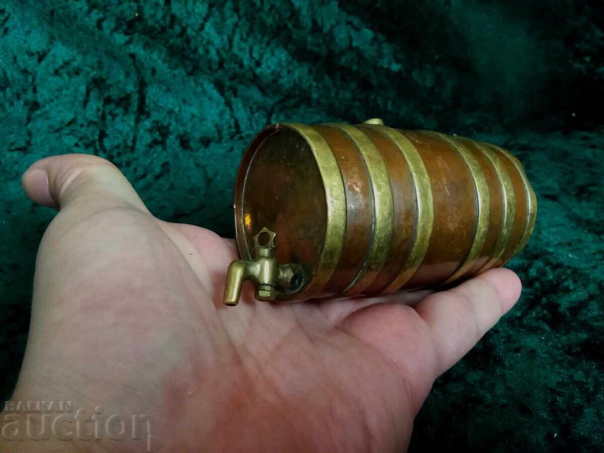 миниатюрна медна бъчва с цена 75.00 лв. | € 38.35 миниатюрна медна бъчва с цена 75.00 лв. | € 38.35