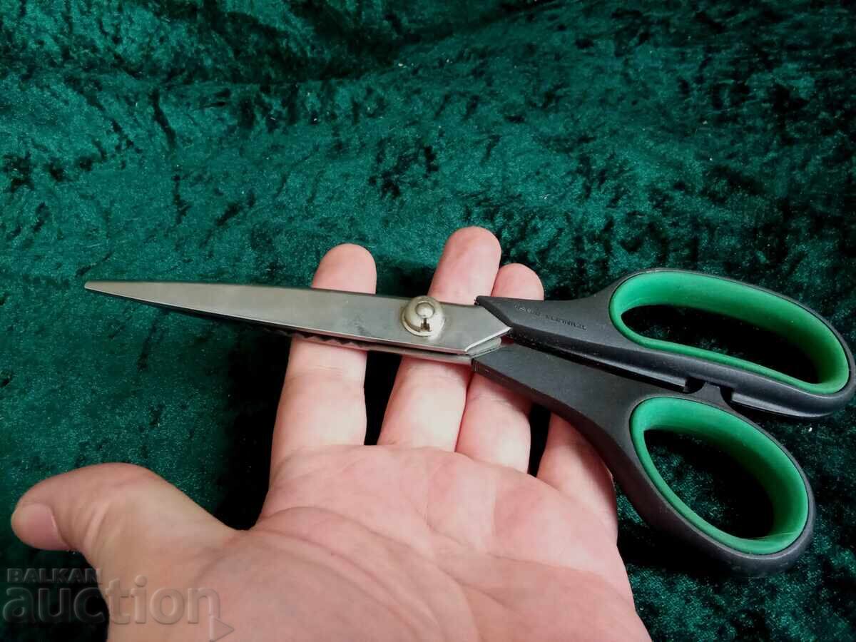 Δημοπρασία Ψαλίδι ζιγκ-ζαγκ