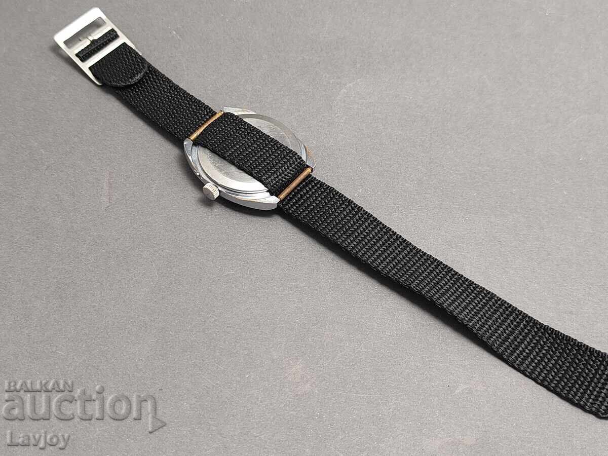 Delivery of Glory Slava black dial retro model