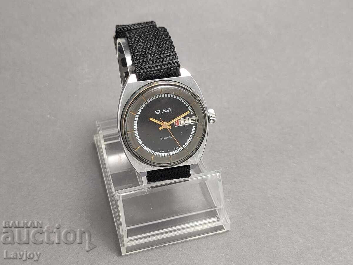 Glory Slava black dial retro model