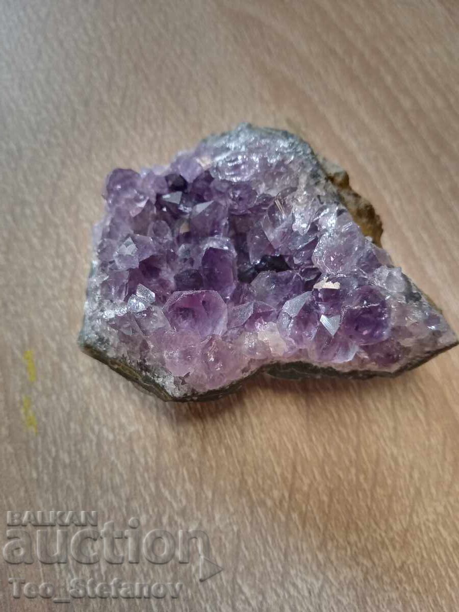 Delivery of Amethyst crystals Delivery of Amethyst crystals