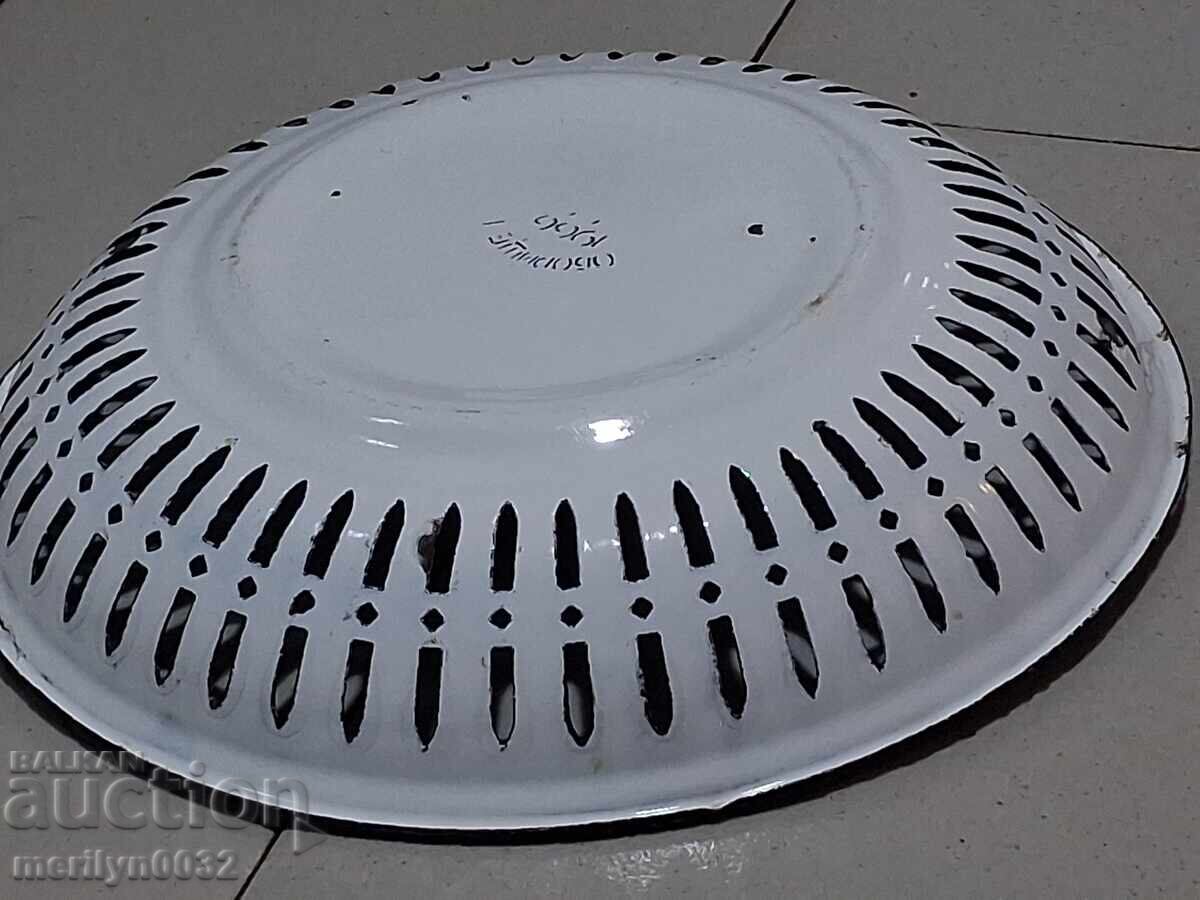 Παράδοση Παλιό πάνερ με σμάλτο, φρουτιέρα, εμαγιέ γλάστρα