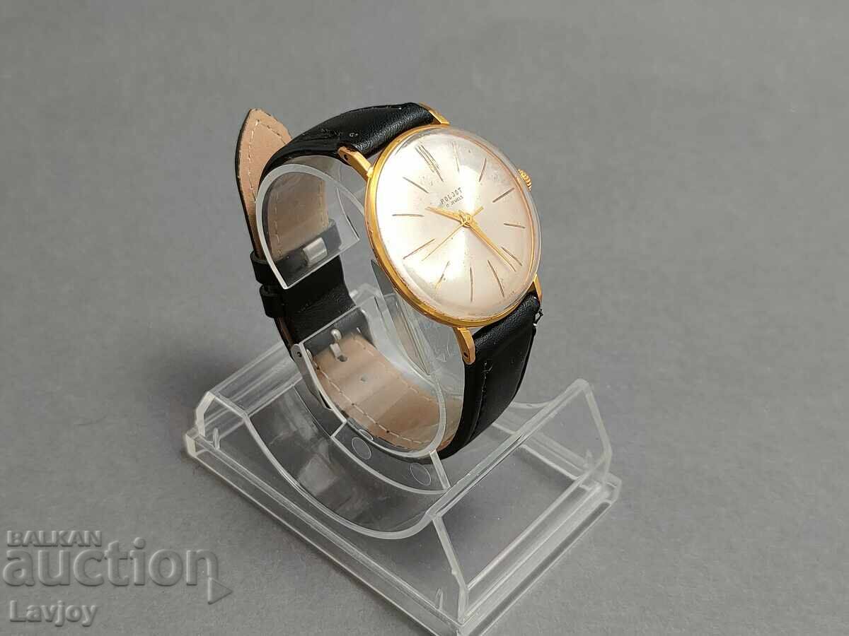 *Poljot* ☭Poljot☭ 17 jewels gold-plated with price 120.00 BGN | € 61.36 *Poljot* ☭Poljot☭ 17 jewels gold-plated with price 120.00 BGN | € 61.36