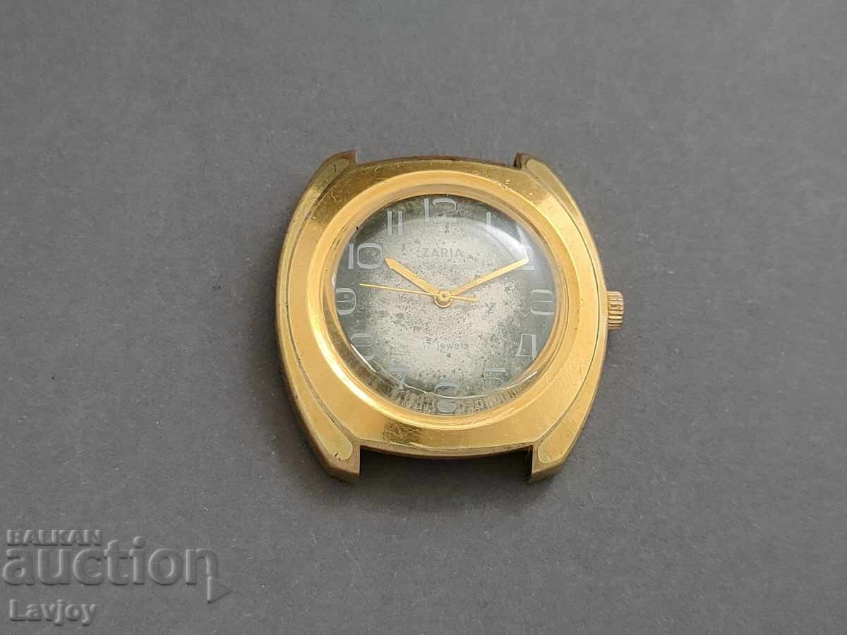 Zaria Zarya Gold-Plated Retro Wristwatch