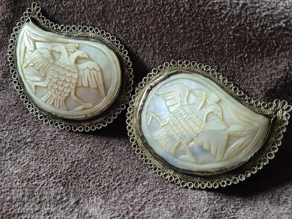 Delivery of 200-year-old Revival-era Kotel silver pafta (ornamental belt buckle) for traditional costume Delivery of 200-year-old Revival-era Kotel silver pafta (ornamental belt buckle) for traditional costume