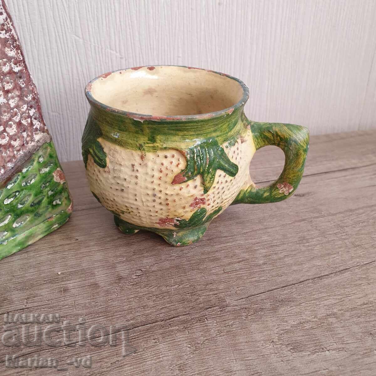 Δημοπρασία Παλαιά τρωική κεραμική κανάτα και κύπελλο