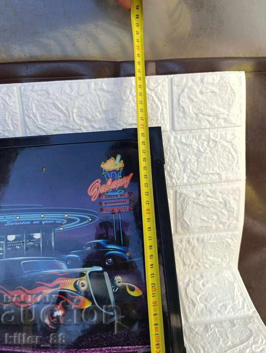 Παράδοση Φωτεινή πινακίδα με ρετρό αυτοκίνητα