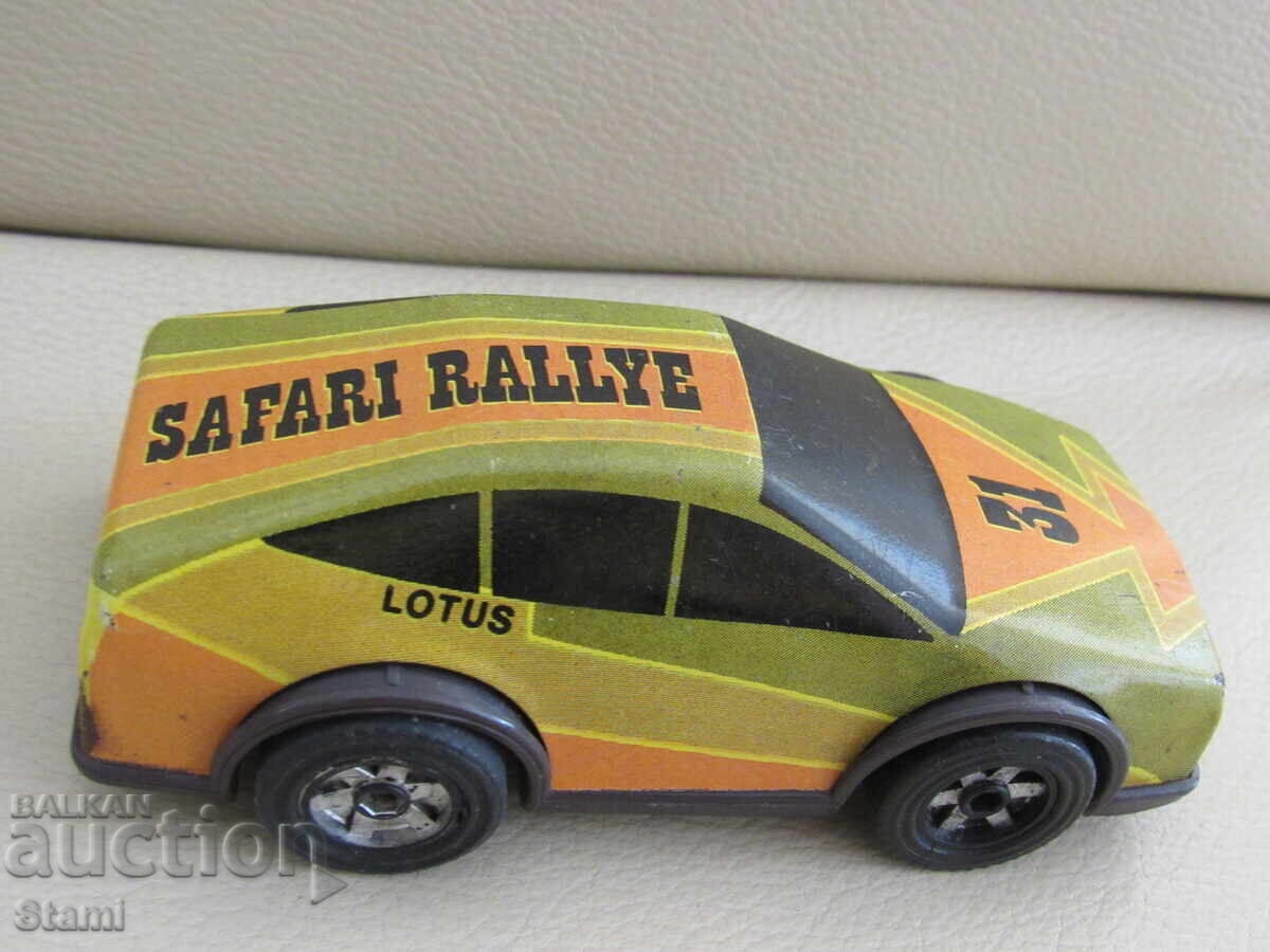 Συλλεκτικό αυτοκινητάκι SAFARI RALYE από την εποχή του σοσιαλισμού