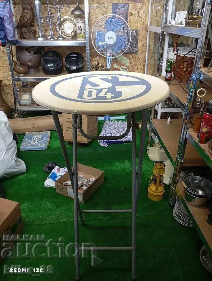 Masa pliabilă înaltă din Germania