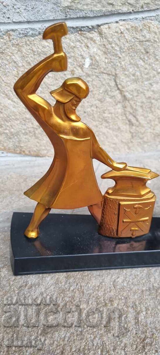 Russian souvenir. Pencil holder with price 50.00 BGN | € 25.56