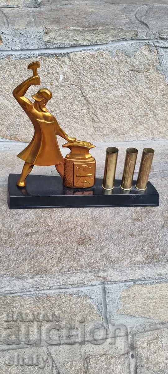 Russian souvenir. Pencil holder