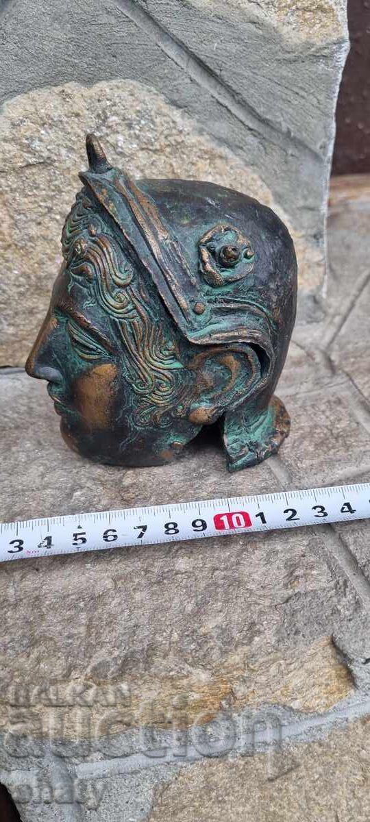 Suvenir vechi. Sculptură cu preț 50.00 BGN | € 25.56