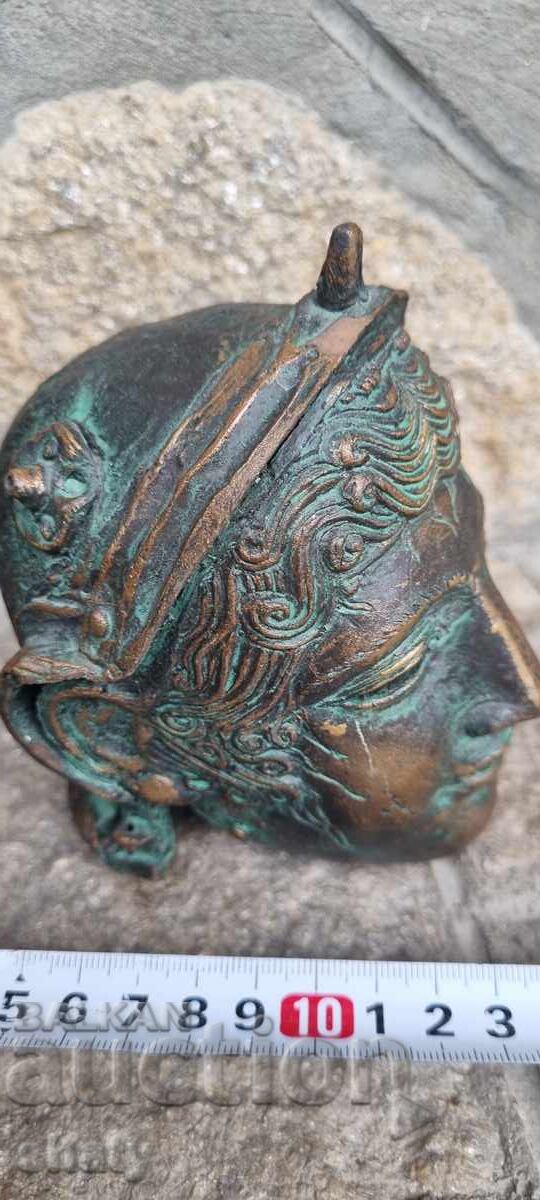 Livrarea Suvenir vechi. Sculptură