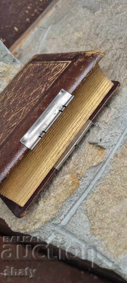 Livrarea Album foto vechi Livrarea Album foto vechi