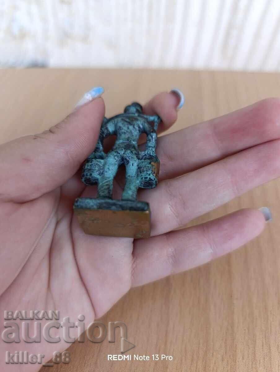 Μινιατούρα ατόμου με κούνιες - 6 Μινιατούρα ατόμου με κούνιες - 6