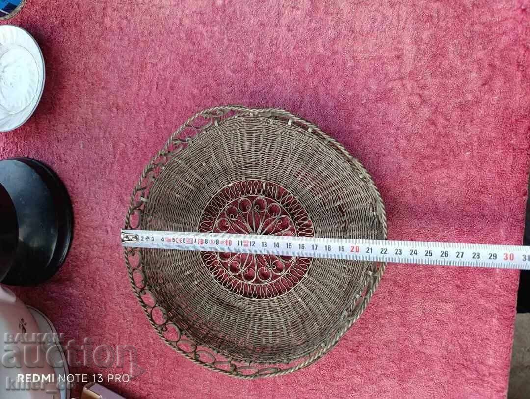 Стара фруктиера плетка филигран с цена 35.00 лв. | € 17.90