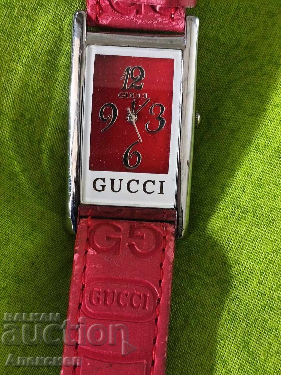 GUCCI women's watch