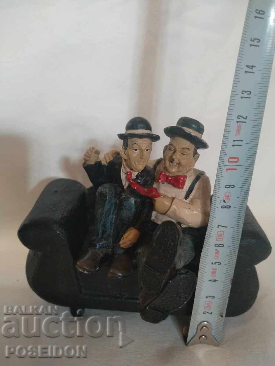 STATUETTE FIGURE LAUREL AND HARDY - 6 STATUETTE FIGURE LAUREL AND HARDY - 6