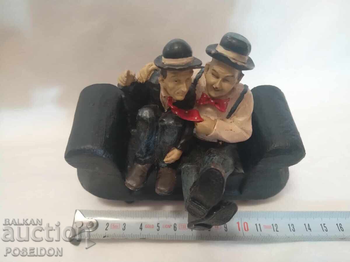 STATUETTE FIGURE LAUREL AND HARDY - 7 STATUETTE FIGURE LAUREL AND HARDY - 7