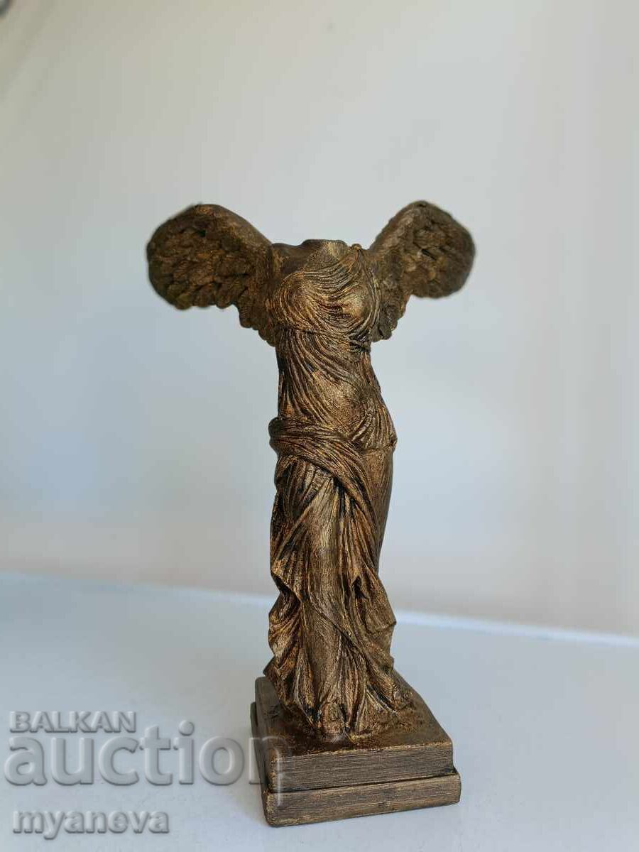 Auction Statue of Nike, Goddess of Victory Auction Statue of Nike, Goddess of Victory
