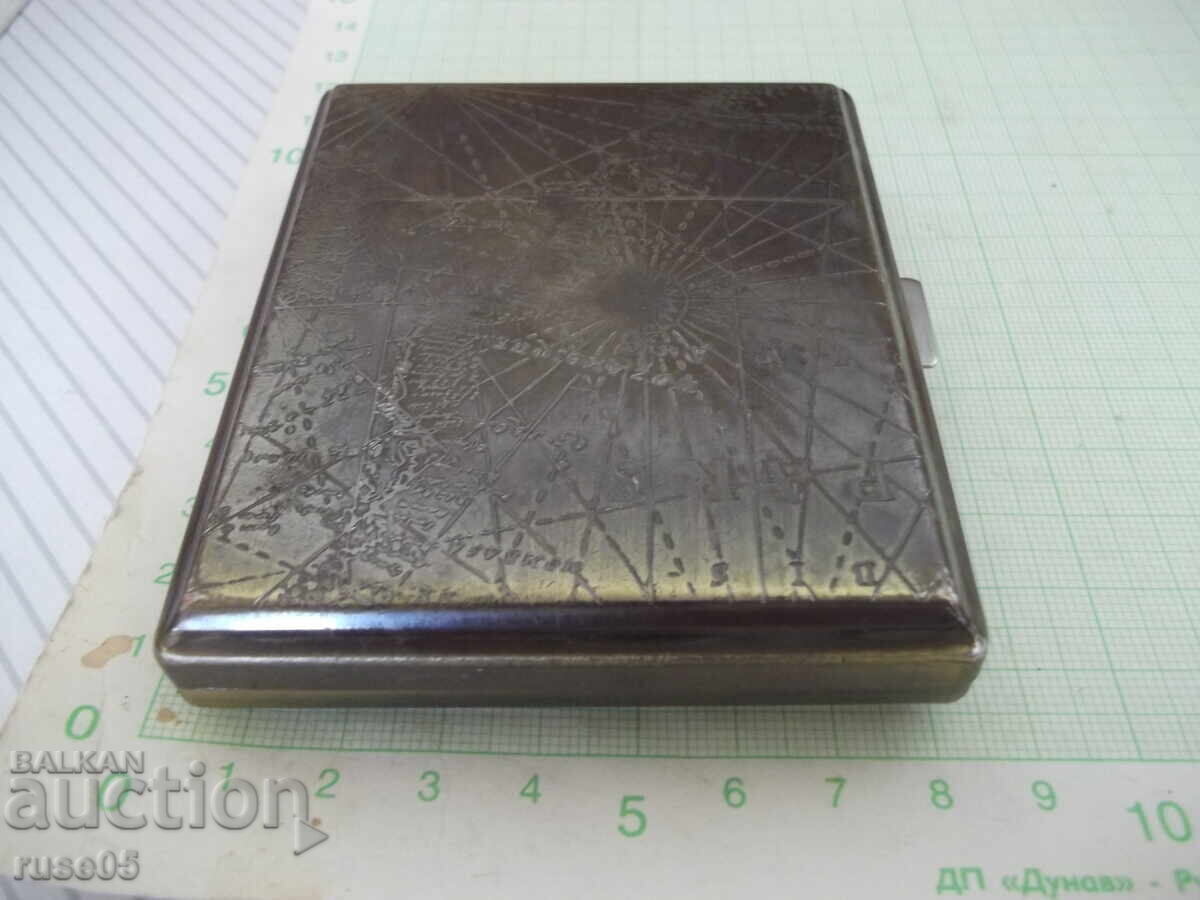 Tabacheră - 11 cu preț 10.00 BGN | € 5.11 Tabacheră - 11 cu preț 10.00 BGN | € 5.11