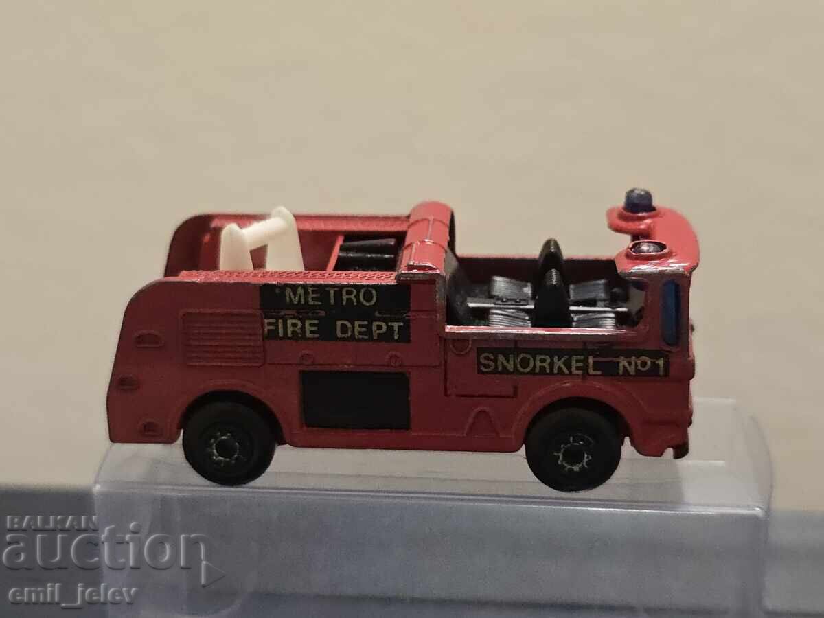 LESNEY MATCHBOX - Snorkel Fire Engine 1982. year with price 2.99 BGN | € 1.53