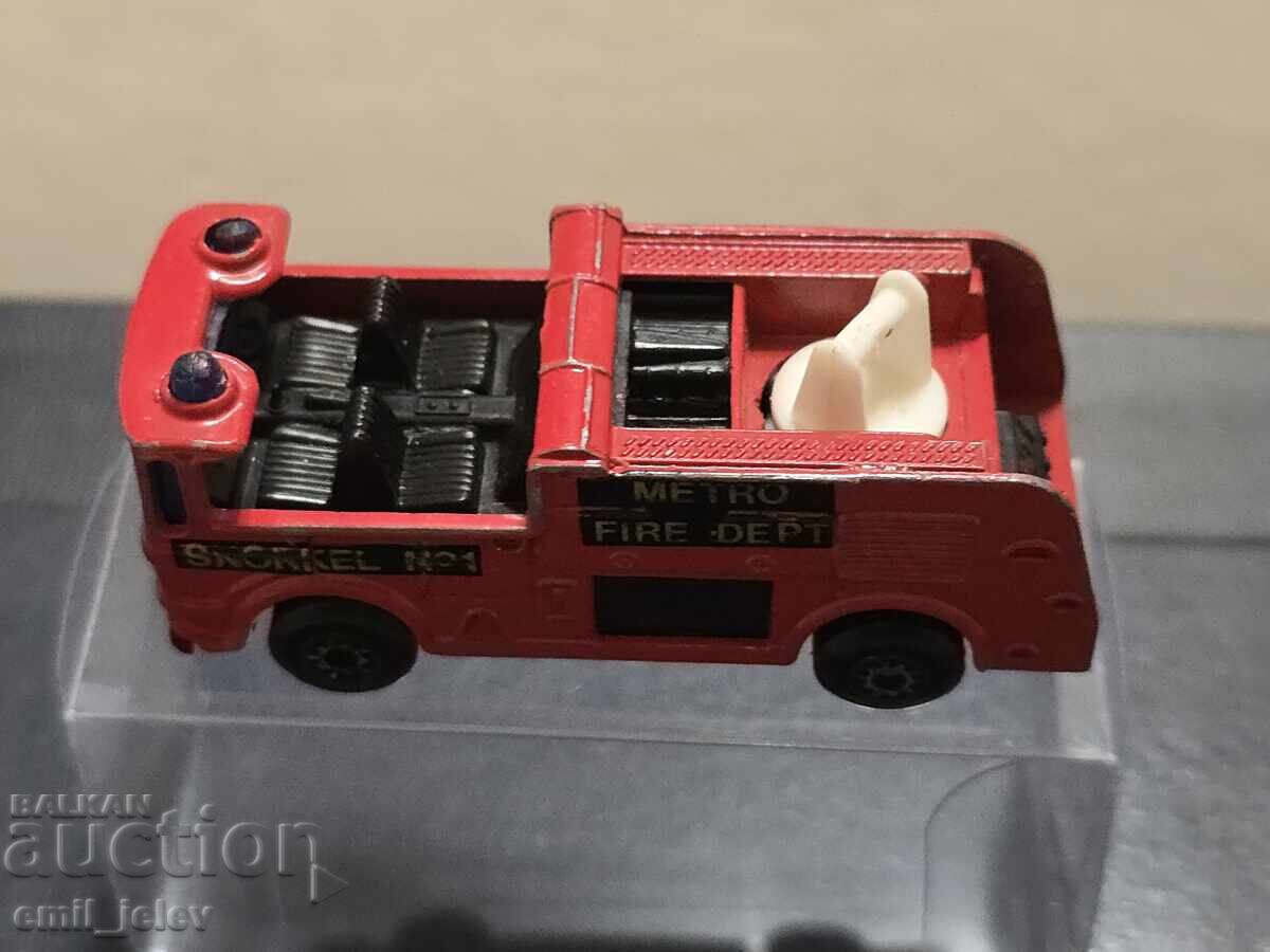 LESNEY MATCHBOX - Snorkel Fire Engine 1982. year - 5