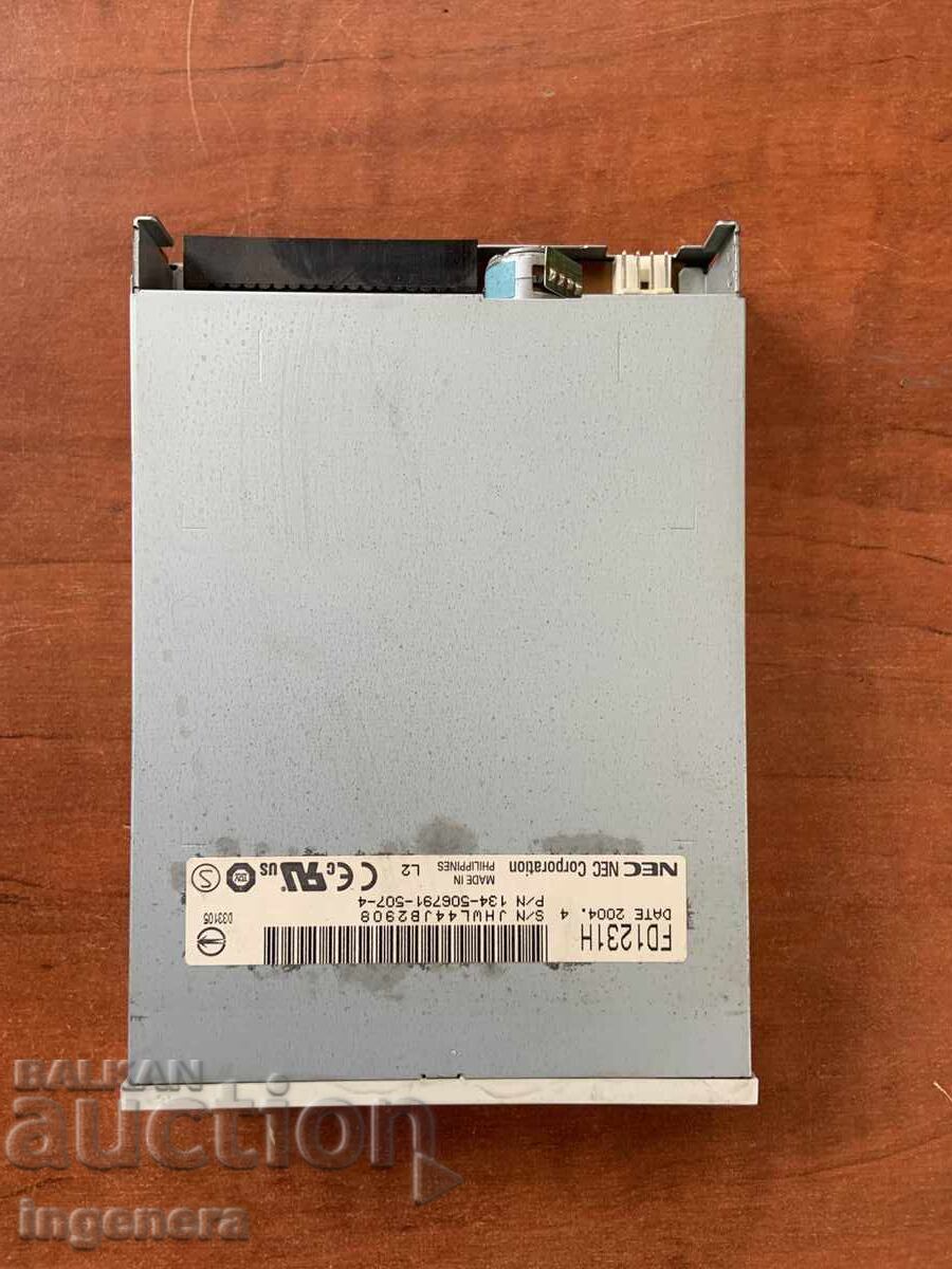 Delivery of FLOPPY SCRAP COLLECTION OR USE