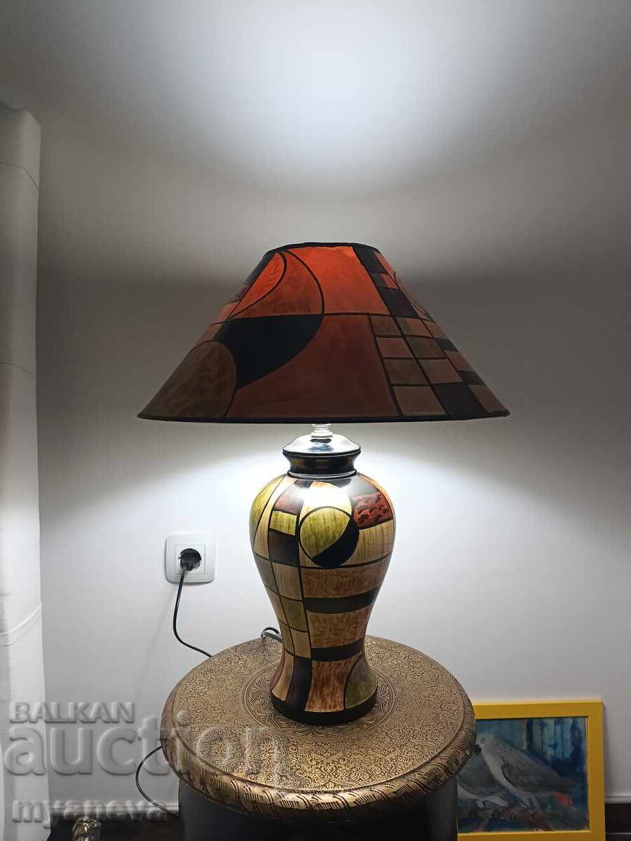 Auction  Vintage, table lamp with abstract art design
