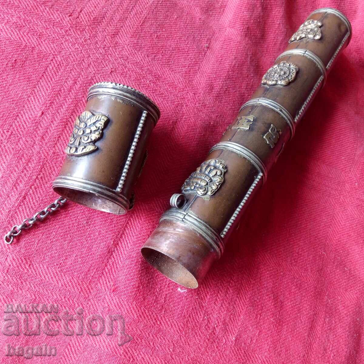 Μοναδικό θιβετιανό κουτί για πάπυρο με τιμή 100.00 BGN | € 51.13