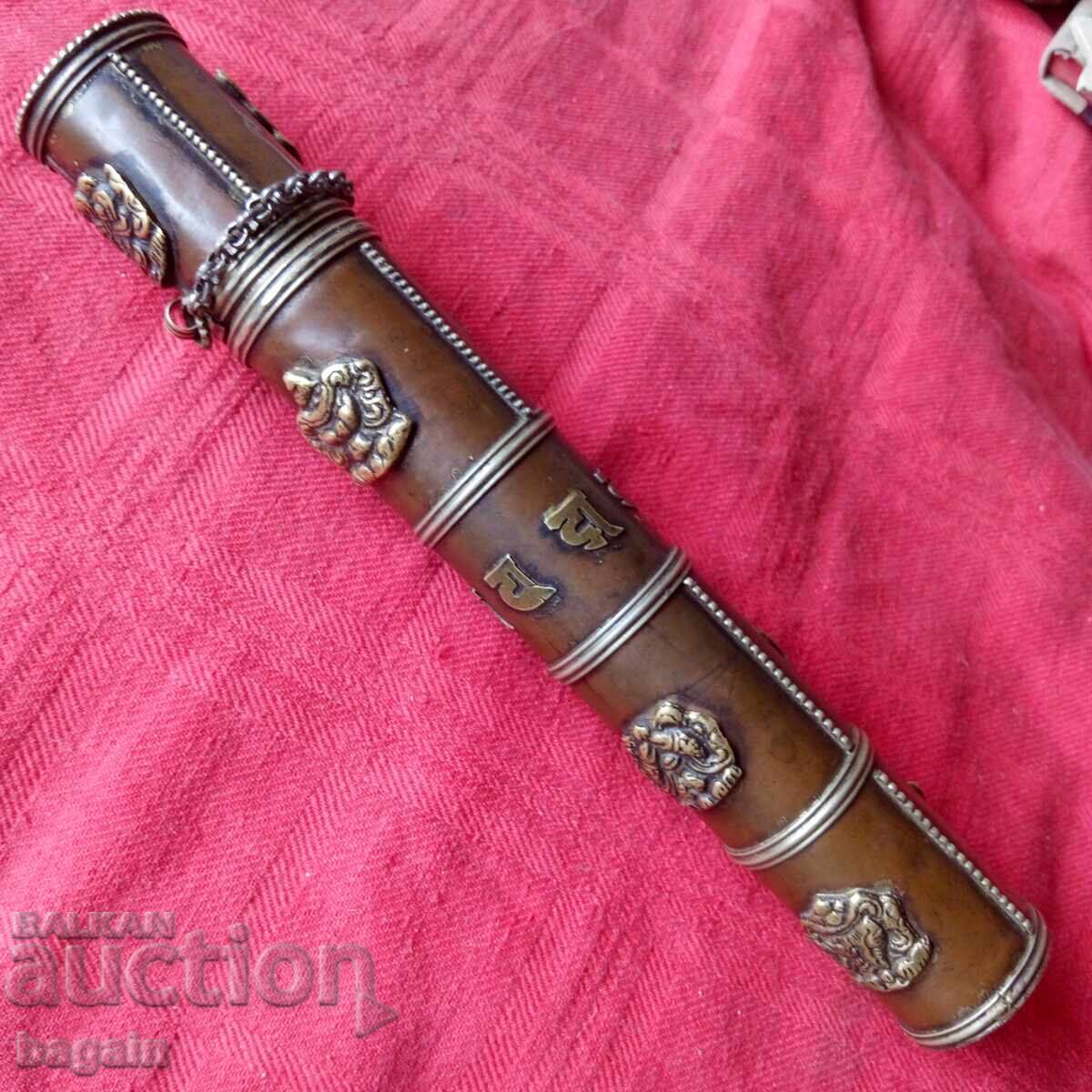 Μοναδικό θιβετιανό κουτί για πάπυρο