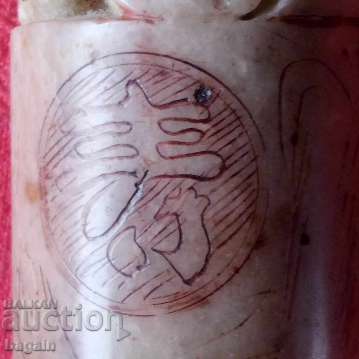 Delivery of Unique statue-seal