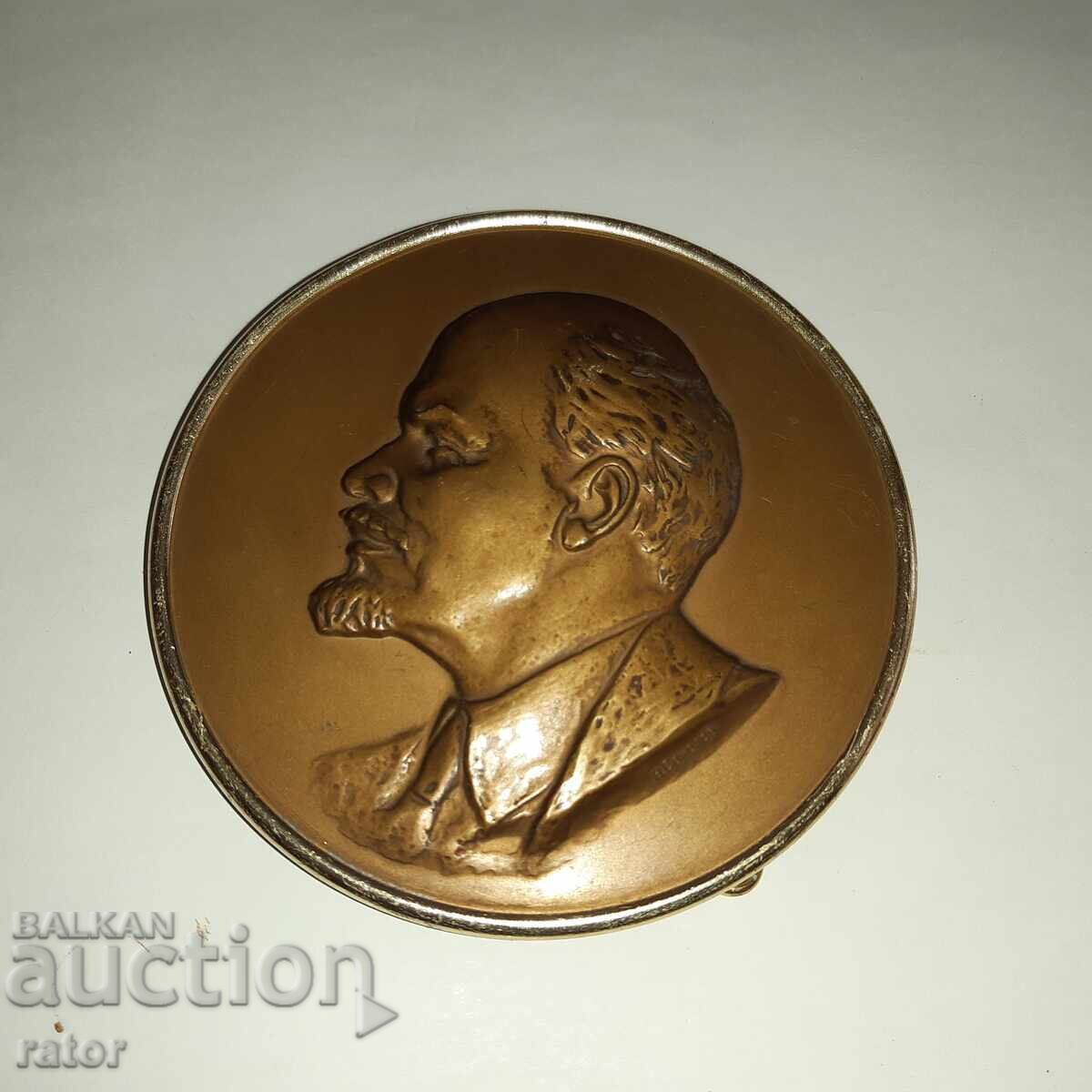 Licitație Placă mare de birou, panou de bronz - LENIN. Rusia, URSS Licitație Placă mare de birou, panou de bronz - LENIN. Rusia, URSS