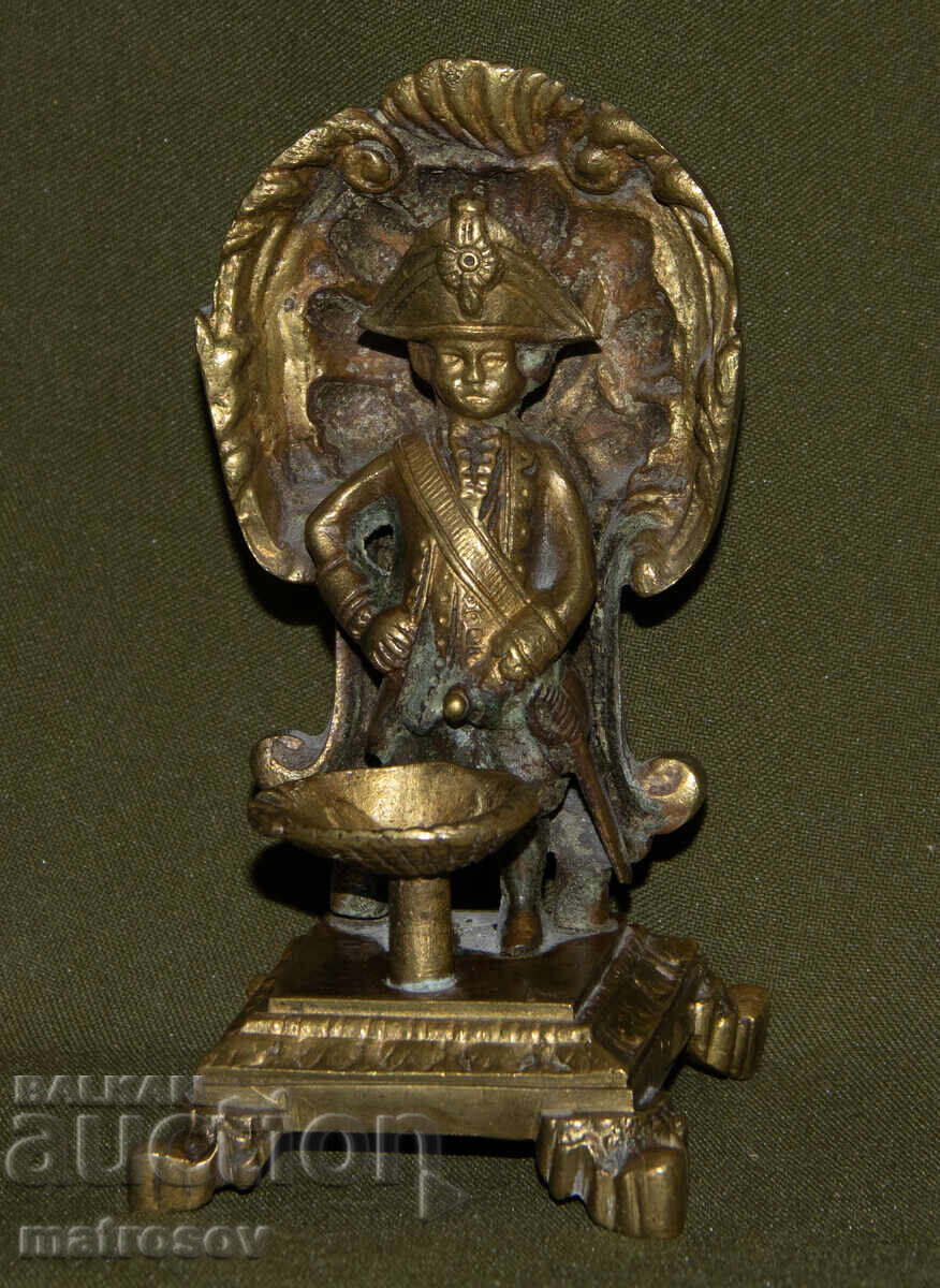 Бронзова скулптура