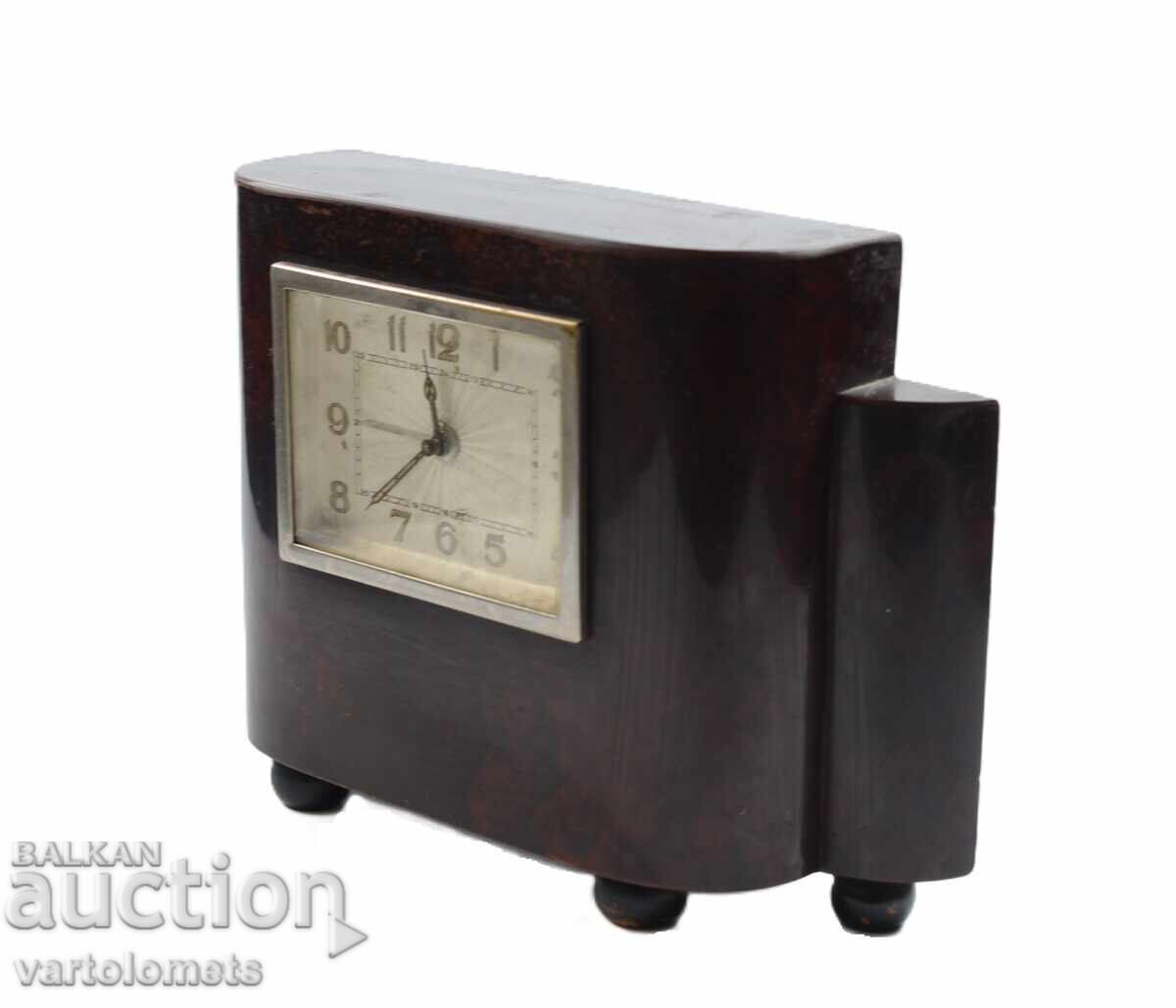 Γερμανικό επιτραπέζιο ρολόι ξυπνητήρι χοίρος - λειτουργεί με τιμή 75.00 BGN | € 38.35