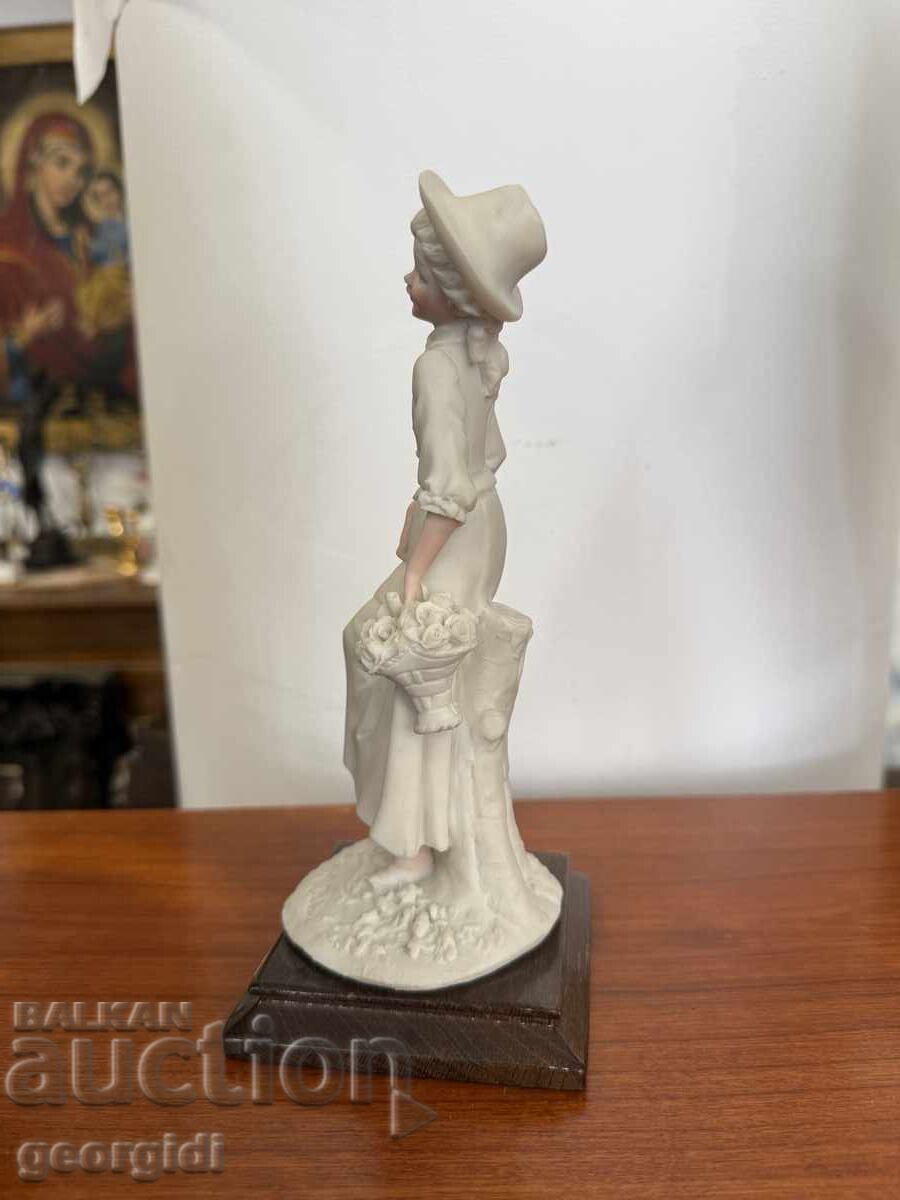 French female figure of a girl - Auro Belcari. No. 7384 - 6